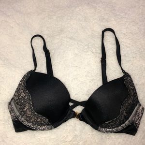 Victoria’s Secret push up bra